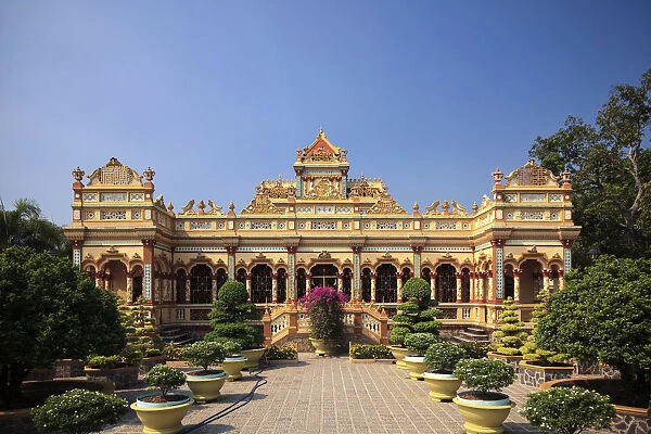 Vietnam, Mekong Delta, My Tho, Vinh Trang Pagoda