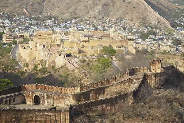 View of Amber Fort from Jaigarh, Jaipur, Rajasthan, India