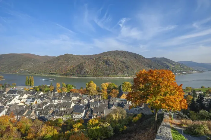 Framed Print : View on Bacharach, Rhine valley, UNESCO World Heritage site, Rhineland-Palatinate, Germany Framed Print : View on Bacharach, Rhine valley, UNESCO World Heritage site, Rhineland-Palatinate, Germany