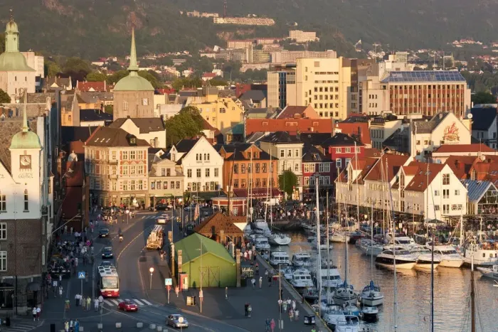 Framed Print : View over Bergen, Hordaland, Norway Framed Print : View over Bergen, Hordaland, Norway