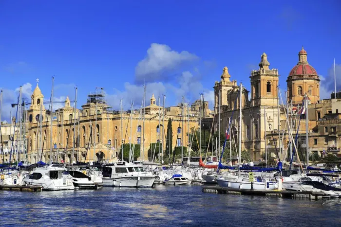 Framed Print : View of Birgu (Vittoriosa) from Isla (Senglea), Malta Framed Print : View of Birgu (Vittoriosa) from Isla (Senglea), Malta