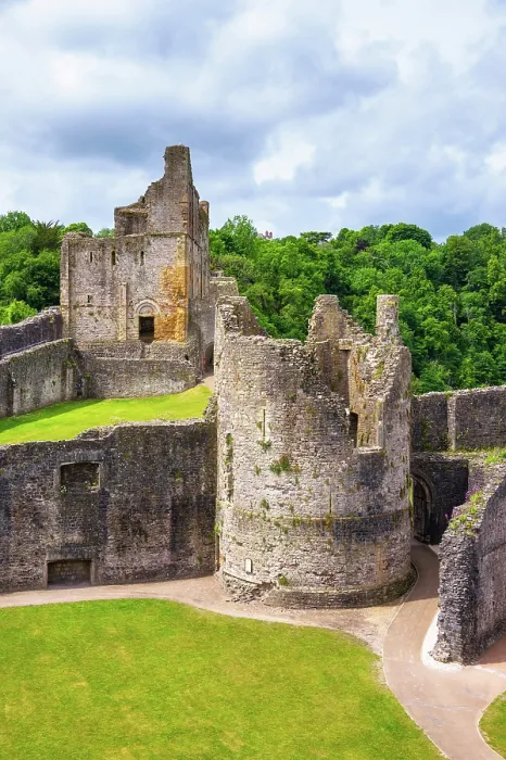 Framed Print : View over Chepstow Castle ruins, Chepstow, Monmouthshire, Wales Framed Print : View over Chepstow Castle ruins, Chepstow, Monmouthshire, Wales
