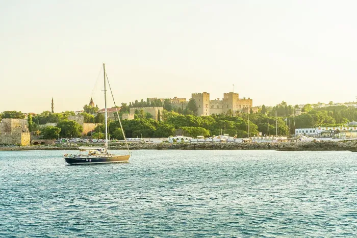 Framed Print : A view of the Citadel of Rhodes, Rhodes Town, Rhodes, Dodecanese Islands, Greece Framed Print : A view of the Citadel of Rhodes, Rhodes Town, Rhodes, Dodecanese Islands, Greece
