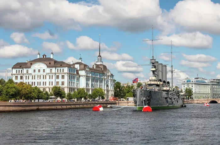 Framed Print : View towards Cruiser Aurora, that in 1917 fired a blank shot at the Winter Palace to start the revolution, and Nakhimov Naval School, Saint Petersburg, Russia Framed Print : View towards Cruiser Aurora, that in 1917 fired a blank shot at the Winter Palace to start the revolution, and Nakhimov Naval School, Saint Petersburg, Russia