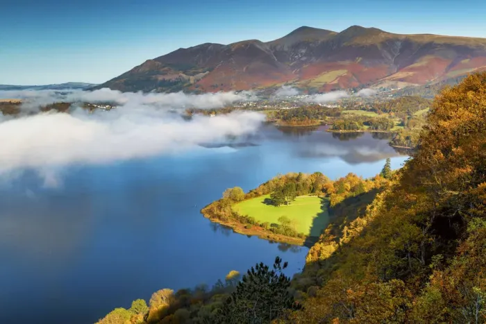 Framed Print : View over Derwent Water from Surprise View, Lake District National Park, Cumbria, England Framed Print : View over Derwent Water from Surprise View, Lake District National Park, Cumbria, England