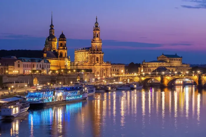 Framed Print : View across the Elbe river to the Old Town & Residenzschloss (Dresden Castle), Dresden, Saxony, Germany