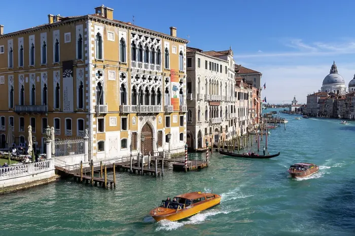 Framed Print : A view of the Grand Canal and Salute from Accademia, Venice, Italy Framed Print : A view of the Grand Canal and Salute from Accademia, Venice, Italy