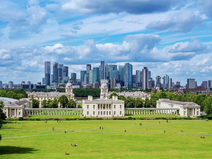 Framed Print : View over Greenwich Park towards Queen's House, Old Royal Naval College and Canary Wharf, Greenwich, London, England, United Kingdom Framed Print : View over Greenwich Park towards Queen's House, Old Royal Naval College and Canary Wharf, Greenwich, London, England, United Kingdom