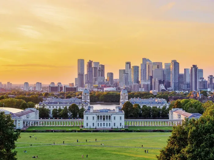 Framed Print : View over Greenwich Park towards Queen's House, Old Royal Naval College and Canary Wharf at sunset, Greenwich, London, England, United Kingdom Framed Print : View over Greenwich Park towards Queen's House, Old Royal Naval College and Canary Wharf at sunset, Greenwich, London, England, United Kingdom