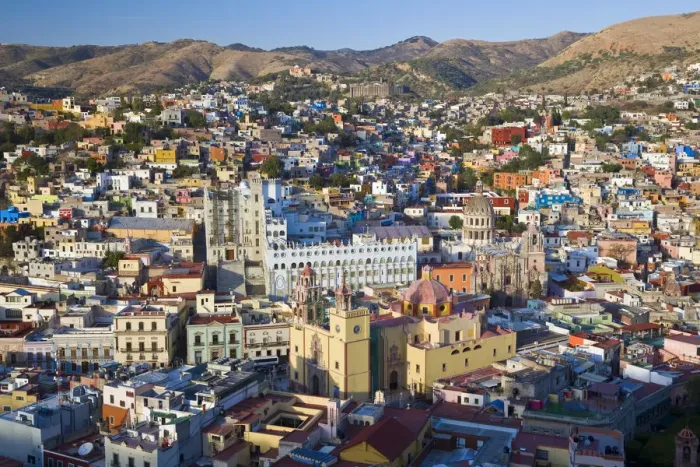 Framed Print : View over Guanajuato, Guanajuato state, Mexico Framed Print : View over Guanajuato, Guanajuato state, Mexico