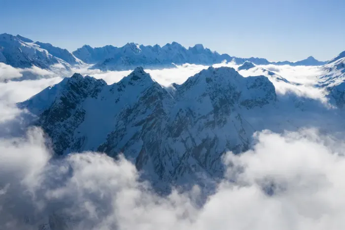 Framed Print : View on the iced peaks of val Bregaglia - Bergell, from Val Maroz, Casaccia, Canton Framed Print : View on the iced peaks of val Bregaglia - Bergell, from Val Maroz, Casaccia, Canton