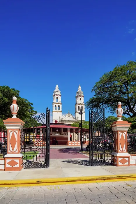 Framed Print : View over the Independence Square towards the Our Lady of the Immaculate Conception Cathedral, Campeche City, Campeche State, Mexico Framed Print : View over the Independence Square towards the Our Lady of the Immaculate Conception Cathedral, Campeche City, Campeche State, Mexico