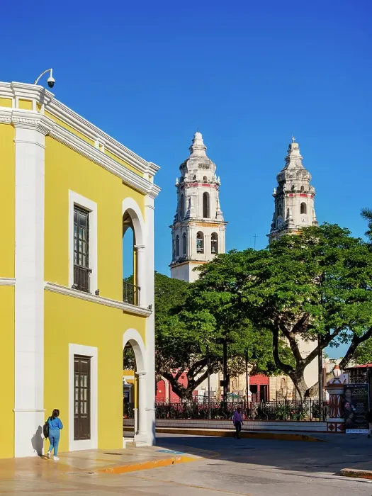 Framed Print : View over the Independence Square towards the Our Lady of the Immaculate Conception Cathedral, Campeche City, Campeche State, Mexico Framed Print : View over the Independence Square towards the Our Lady of the Immaculate Conception Cathedral, Campeche City, Campeche State, Mexico