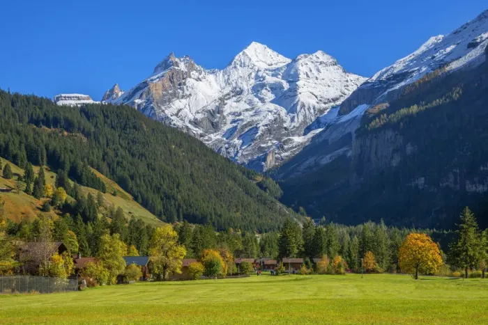 Framed Print : View from Kandersteg to the Blumlisalp mountain range, Berner Oberland, Switzerland Framed Print : View from Kandersteg to the Blumlisalp mountain range, Berner Oberland, Switzerland