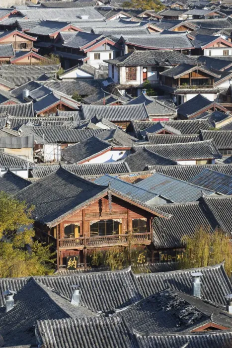 Framed Print : View of Lijiang (UNESCO World Heritage Site), Yunnan, China