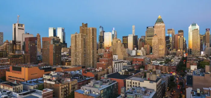 Framed Print : View of Midtown Manhattan from the press lounge rooftop bar, New York, USA Framed Print : View of Midtown Manhattan from the press lounge rooftop bar, New York, USA