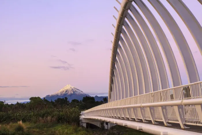 Framed Print : View of Mount Taranaki and Te Rewa Rewa Bridge, New Plymouth Framed Print : View of Mount Taranaki and Te Rewa Rewa Bridge, New Plymouth