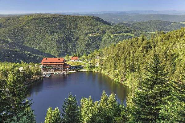 View over Mummelsee lake to Berghotel Mummelsee hotel, Black Forest National Park, Baden-Wurttemberg, Germany