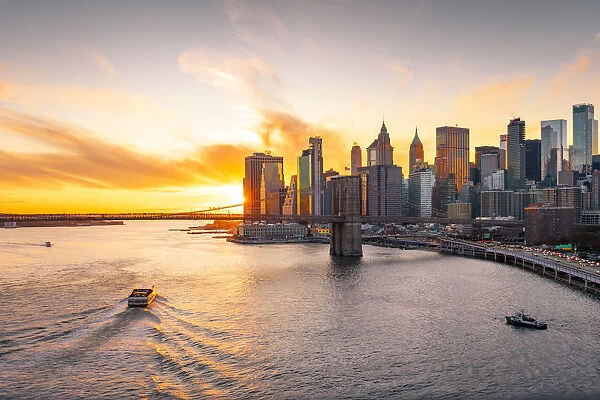 A view of New York city and Brooklyn bridge from Manhattan Bridge