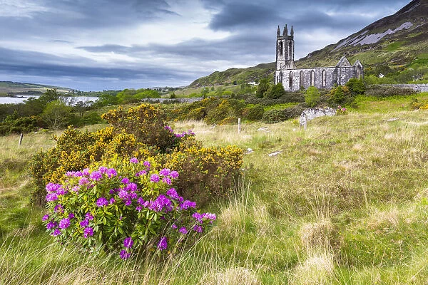 View of the old abandoned Dunlewy (Dunlewey) church. Poisoned Glen, County Donegal, Ulster region, Ireland