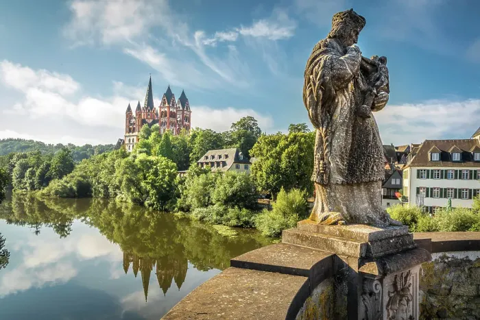 Framed Print : View from the old Lahn Bridge with Nepomuk statue to Limburg Cathedral, Limburg, Lahn Valley, Hesse, Germany Framed Print : View from the old Lahn Bridge with Nepomuk statue to Limburg Cathedral, Limburg, Lahn Valley, Hesse, Germany