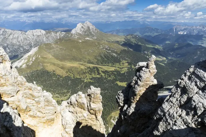 Framed Print : a view of the Peitlerkofler from the peak of the Piz Duleda in Val Gardena Framed Print : a view of the Peitlerkofler from the peak of the Piz Duleda in Val Gardena