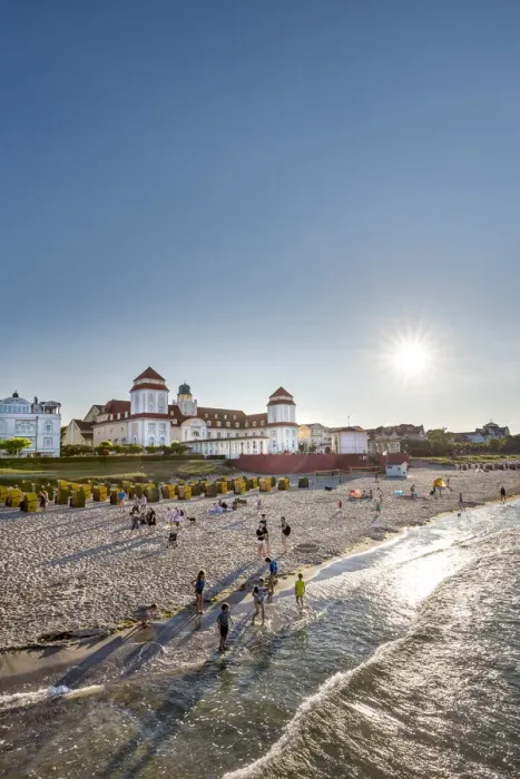 Framed Print : View from pier towards Kurhaus at sundown, Binz, RAogen Island, Mecklenburg-Western Framed Print : View from pier towards Kurhaus at sundown, Binz, RAogen Island, Mecklenburg-Western