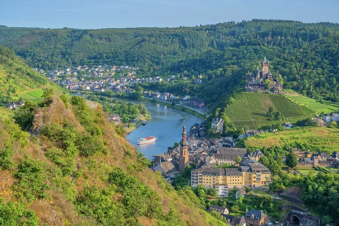 Framed Print : View at Pinner cross above Cochem, Mosel valley, Rhineland-Palatinate, Germany Framed Print : View at Pinner cross above Cochem, Mosel valley, Rhineland-Palatinate, Germany