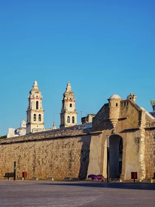 Framed Print : View over Plaza de La Republica towards Puerta de Mar and Defensive Wall of the Old Town, cathedral in the background, Campeche City, Campeche State, Mexico