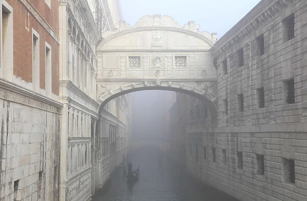 View from the Ponte della Paglia Bridge on the Bridge of Sighs, Venice, Veneto, Italy