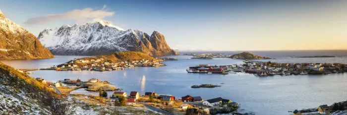 Framed Print : View over Reine, Lofoten Islands, Norway Framed Print : View over Reine, Lofoten Islands, Norway