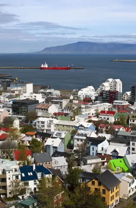 Framed Print : View of Reykjavik from the top of Hallgrimskirkja cathedral, Iceland Framed Print : View of Reykjavik from the top of Hallgrimskirkja cathedral, Iceland