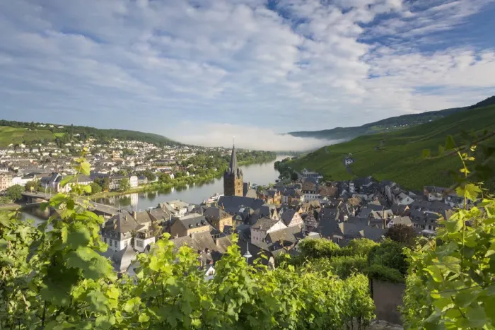 Framed Print : View of River Moselle and Bernkastel-Kues, Rhineland-Palatinate, Germany Framed Print : View of River Moselle and Bernkastel-Kues, Rhineland-Palatinate, Germany