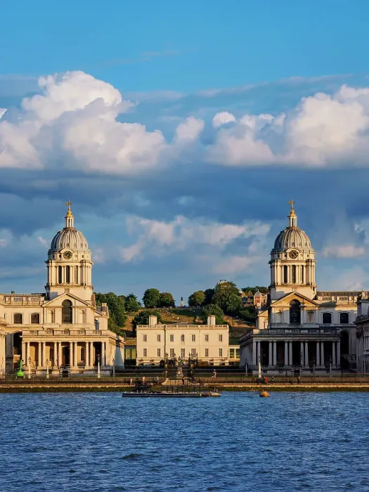 Framed Print : View over River Thames towards The Old Royal Naval College and Greenwich Park at sunset, London, England, United Kingdom Framed Print : View over River Thames towards The Old Royal Naval College and Greenwich Park at sunset, London, England, United Kingdom