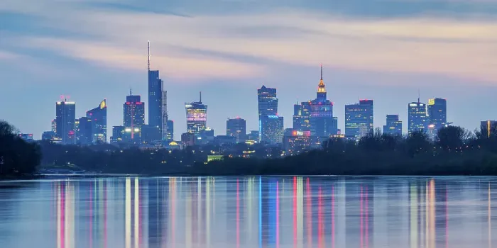 Framed Print : View over River Vistula towards City Centre Skyline at dusk, Warsaw, Masovian Voivodeship, Poland Framed Print : View over River Vistula towards City Centre Skyline at dusk, Warsaw, Masovian Voivodeship, Poland