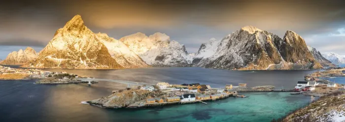 Framed Print : View over Sakrisoy, Lofoten Islands, Norway Framed Print : View over Sakrisoy, Lofoten Islands, Norway