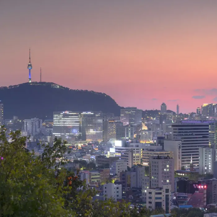 Framed Print : View of Seoul at sunset, South Korea Framed Print : View of Seoul at sunset, South Korea
