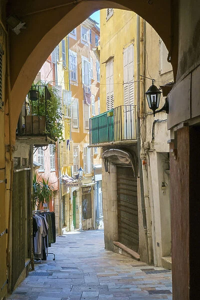 View down small alley in old quarter of Grasse, Alpes-Maritimes