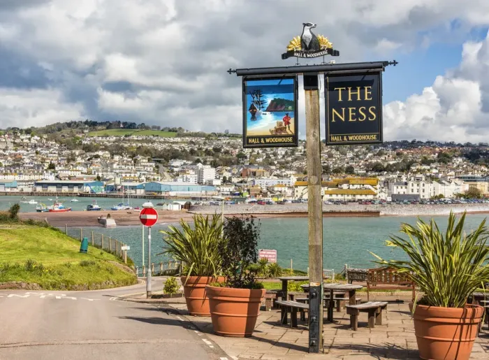 Framed Print : A view towards Teignmouth from Shaldon village, Devon, UK
