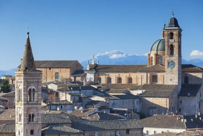 Framed Print : View of Urbino (UNESCO World Heritage Site), Le Marche, Italy Framed Print : View of Urbino (UNESCO World Heritage Site), Le Marche, Italy