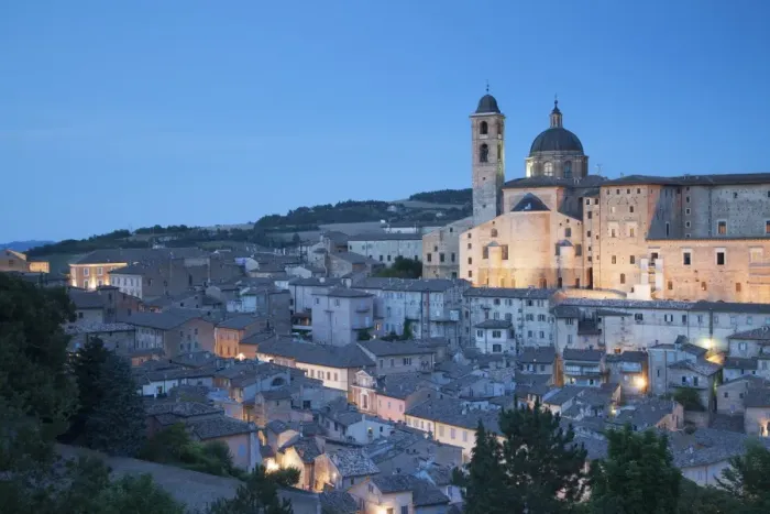 Framed Print : View of Urbino (UNESCO World Heritage Site) at dusk, Le Marche, Italy Framed Print : View of Urbino (UNESCO World Heritage Site) at dusk, Le Marche, Italy