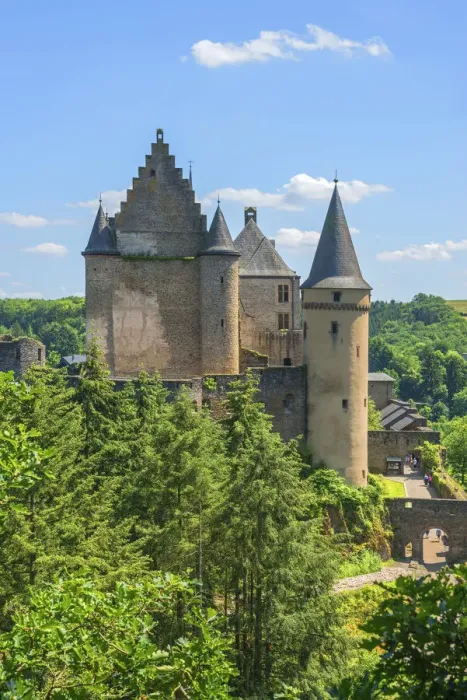 Framed Print : View at Vianden Castle, Kanton Vianden, Luxembourg Framed Print : View at Vianden Castle, Kanton Vianden, Luxembourg