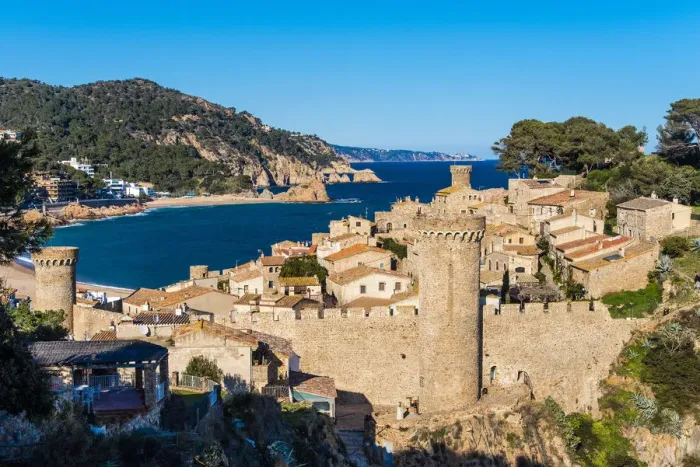 Framed Print : View over Vila Vella, the medieval old town of Tossa del Mar, Costa Brava, Catalonia