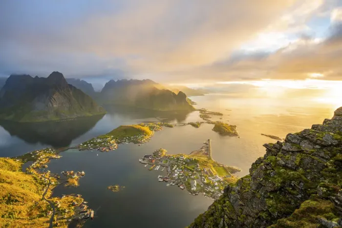 Framed Print : View from above of the village of Reine in the Lofoten Islands, Norway Framed Print : View from above of the village of Reine in the Lofoten Islands, Norway