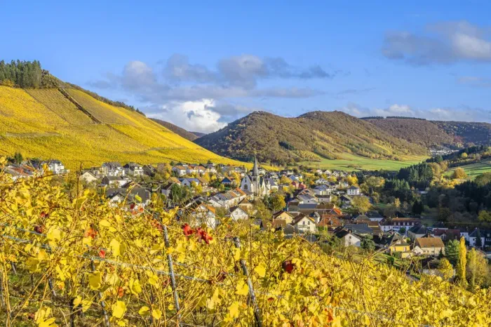 Framed Print : View at the wine village Okfen, Saar valley, Hunsruck, Rhineland-Palatinate, Germany