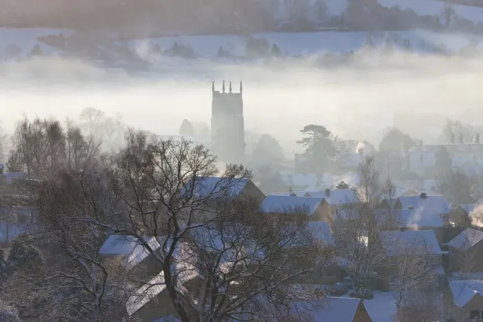 Framed Print : View of Wotton Under Edge, Gloucestershire, Cotswolds in winter with snow Framed Print : View of Wotton Under Edge, Gloucestershire, Cotswolds in winter with snow