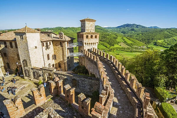 Vigoleno, Piacenza, Emiglia-Romagna, Italy. View of the castle walls from the tower