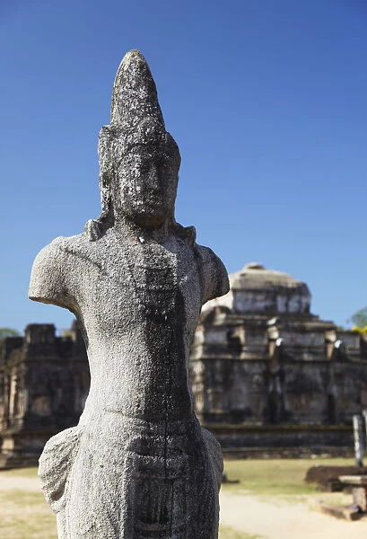 Vijayabahu statue, Quadrangle, Polonnaruwa (UNESCO World Heritage Site), North Central