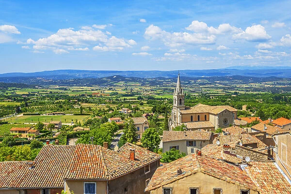 Village of Bonnieux with Luberon valley and Mont Ventoux, Luberon, Vaucluse, Provence Alpes Cote d'Azur, France, Europe