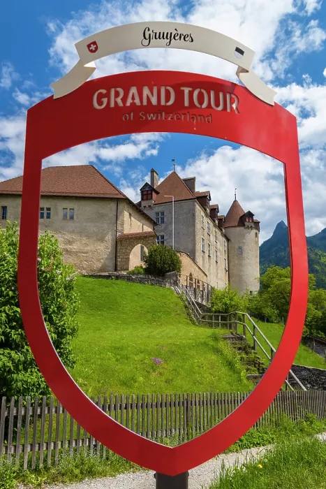 Framed Print : village of Gruyeres inside the castle walls. Gruyeres, Canton of Fribourg, Switzerland Framed Print : village of Gruyeres inside the castle walls. Gruyeres, Canton of Fribourg, Switzerland